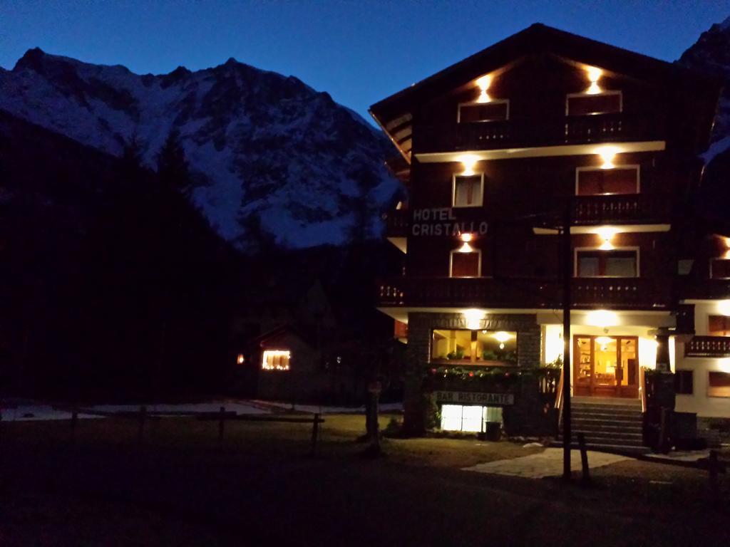 Hotel Cristallo Macugnaga Exterior foto